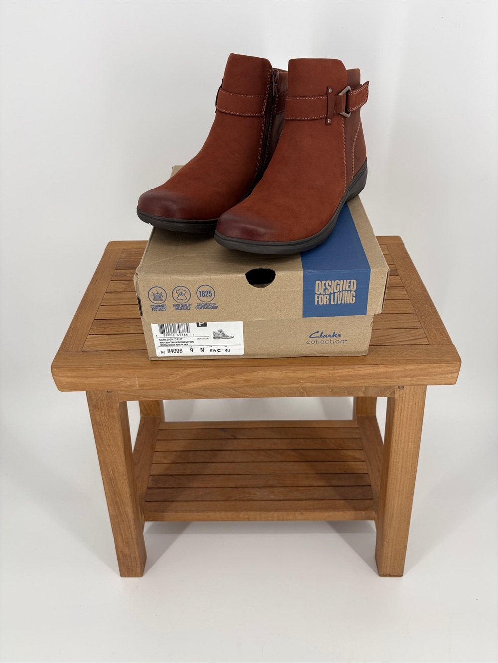 New Clarks Carleigh drift British tan combination size 9